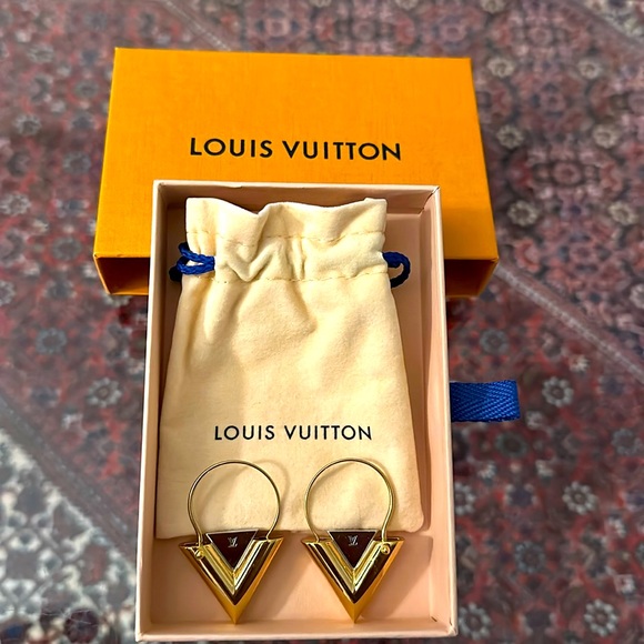 V for Vuitton Earrings! Only Worn Once! In Great Condition! - Picture 1 of 6